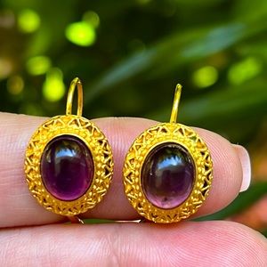 Vintage Classic Oval Amethyst Earrings